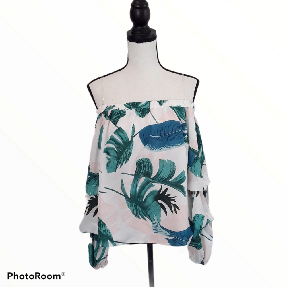 4/$25 Charlotte Russe Off The Shoulder Blouse - Picture 1 of 5